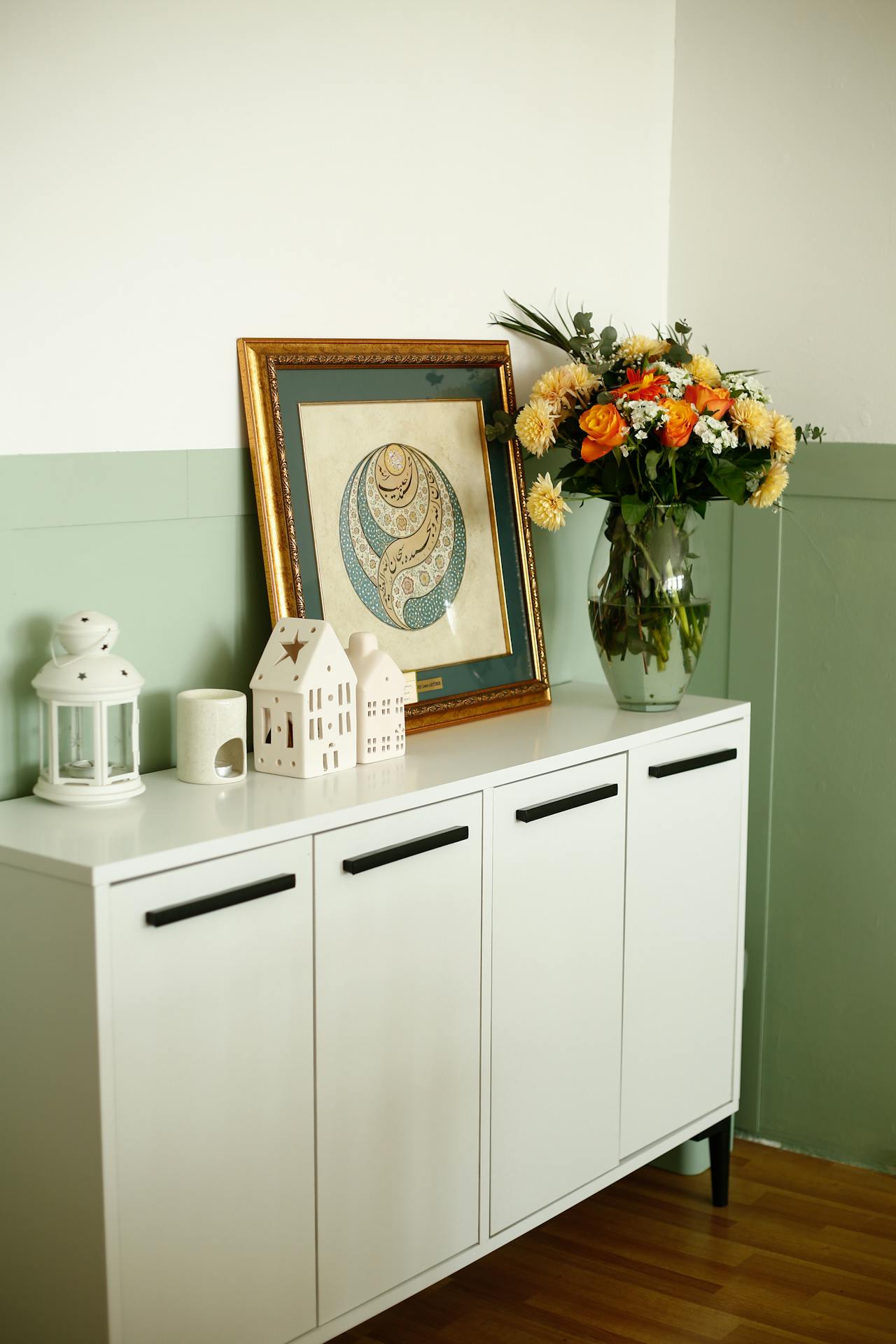 HOME DECORS