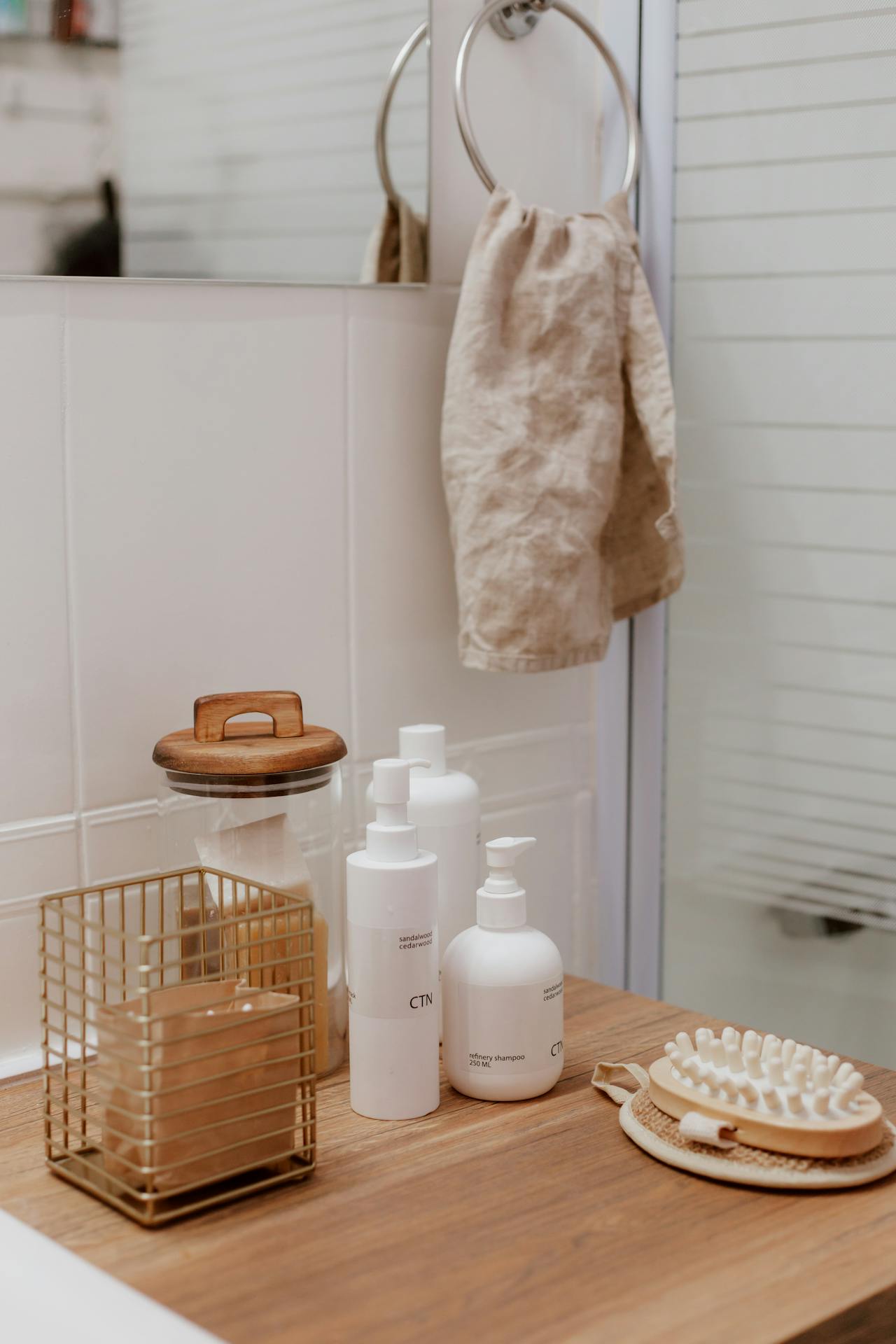 HOME ACCESSORIES