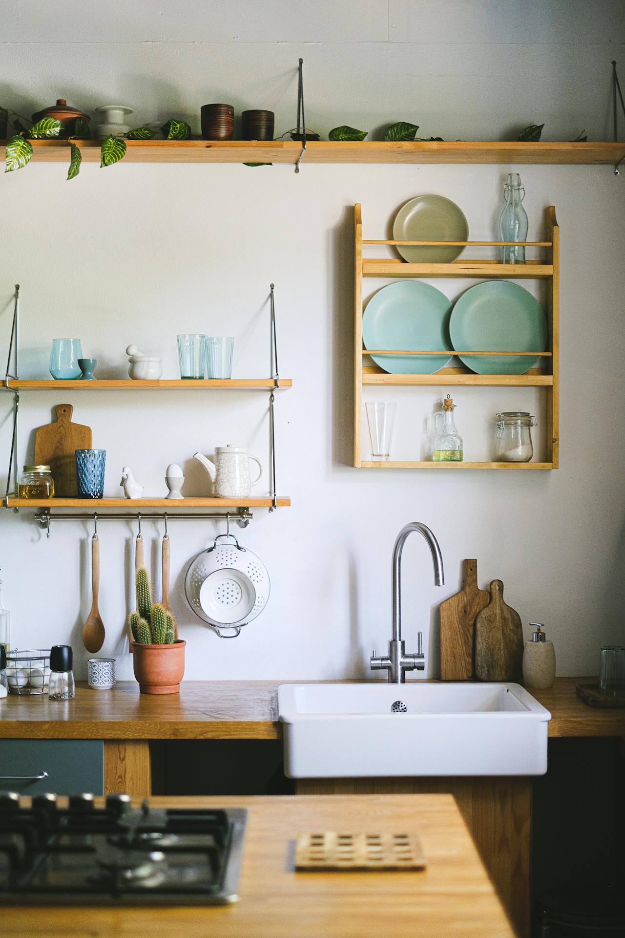 KITCHEN ACCESSORIES