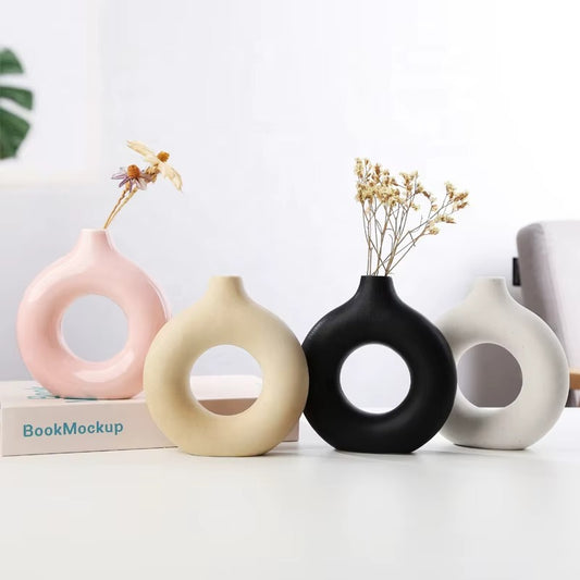 Aesthetic Hollow Donut Vase for Modern Home Decor